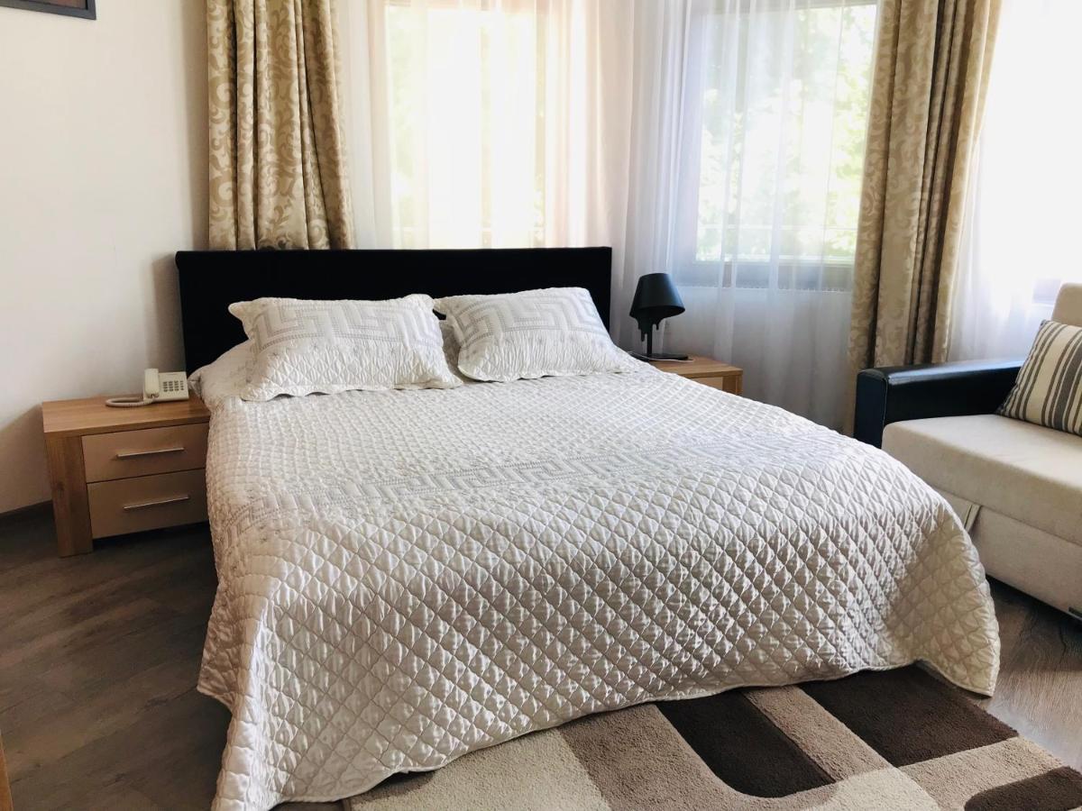 Apartments & Villa Georg Одесса Экстерьер фото